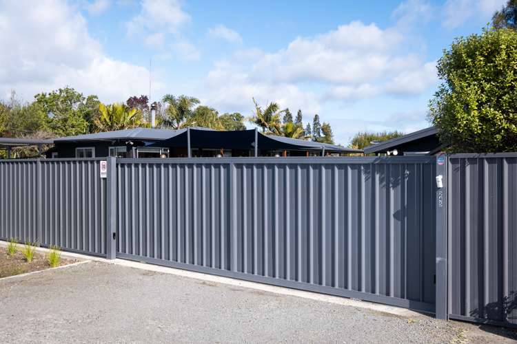 245 Riverbend Road Meeanee_17