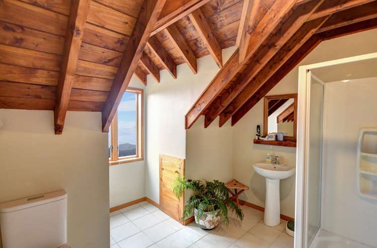 80 Purakaunui Road Mihiwaka_23