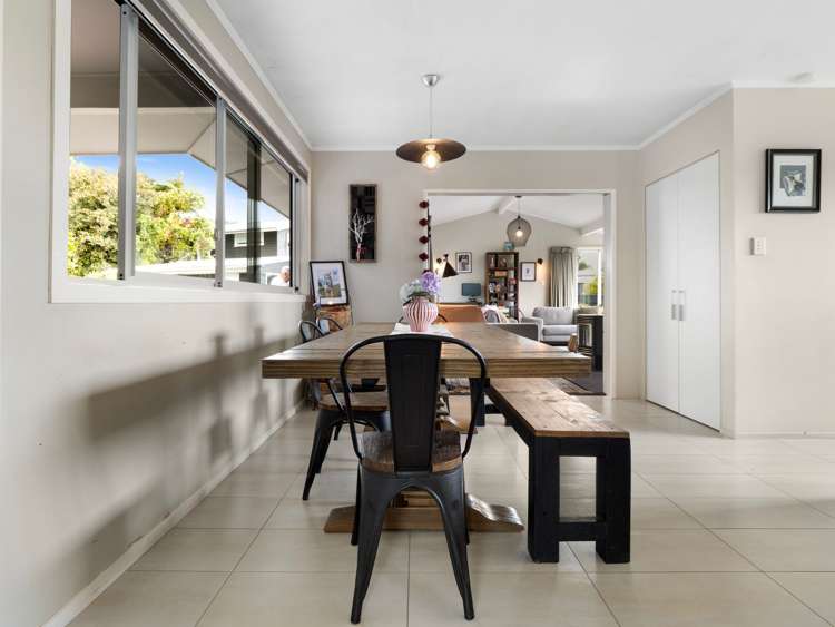 5 Darroch Street Fairy Springs_11