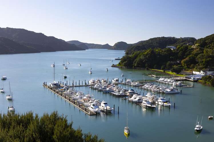 19 Kent Street Whangaroa_3