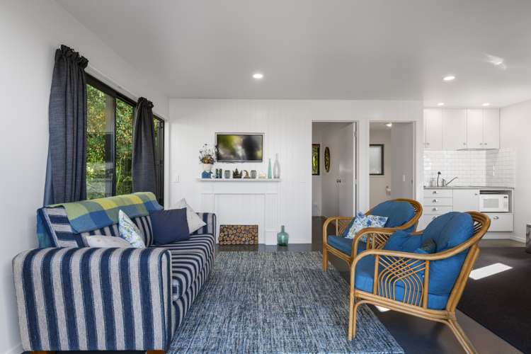 2 Earle Place Acacia Bay_9