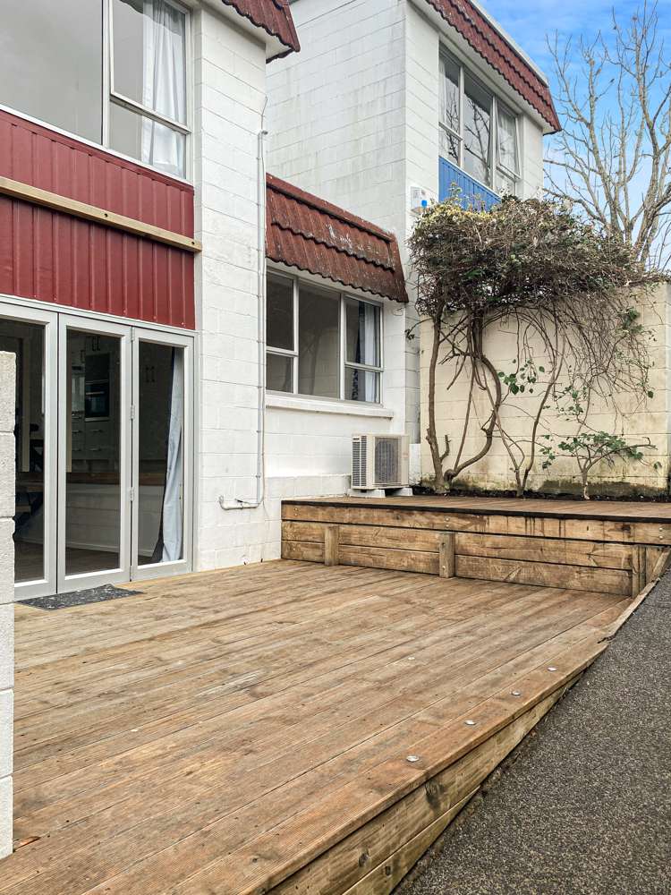 2/52 Fruitvale Road New Lynn_18