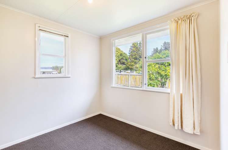 5 Mihipeka Grove Turangi_20
