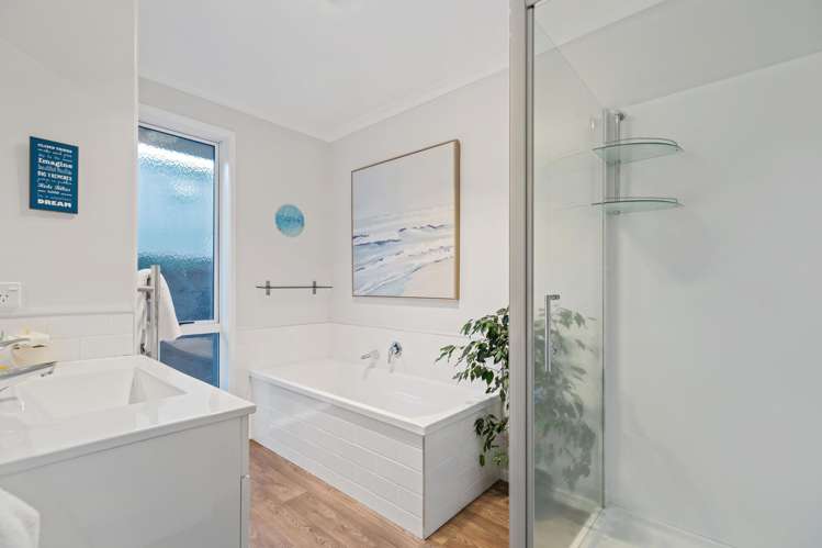 9 Bracken Mews Pyes Pa_12