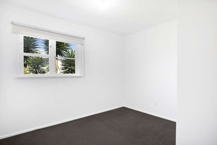 20 Aotaki Street Otaki_11