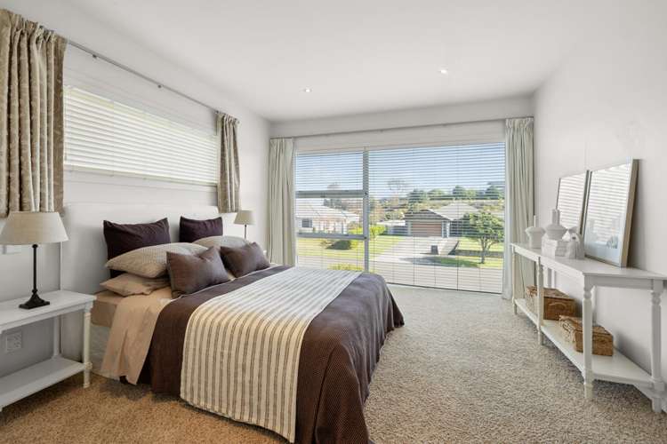 16 Links Drive Waiwhakaiho_11