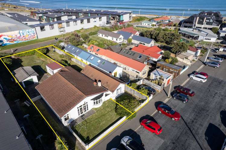 73 Apu Crescent Lyall Bay_18