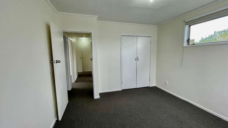 9 Yearsley Place Manurewa_5