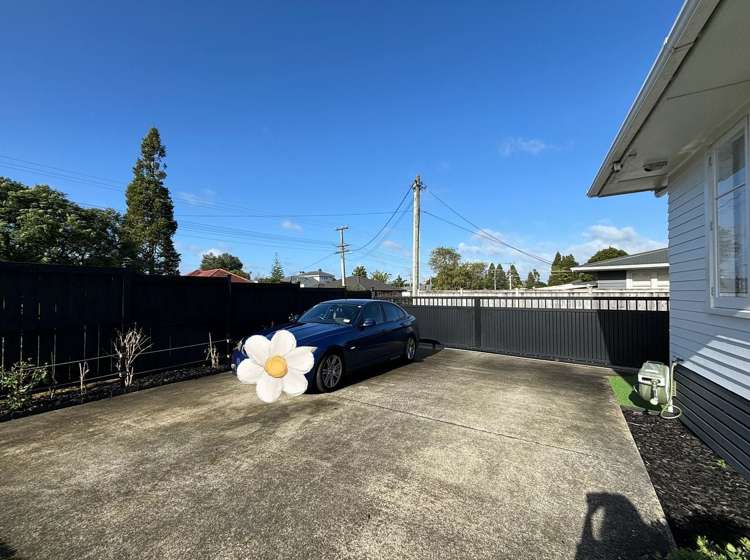 69 Neil Avenue Te Atatu Peninsula_16