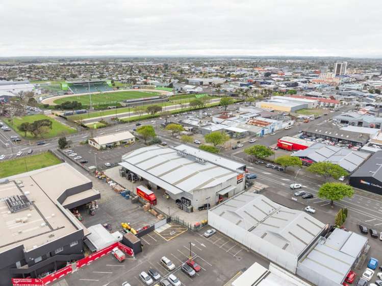 12-22 Cook Street City Centre_5