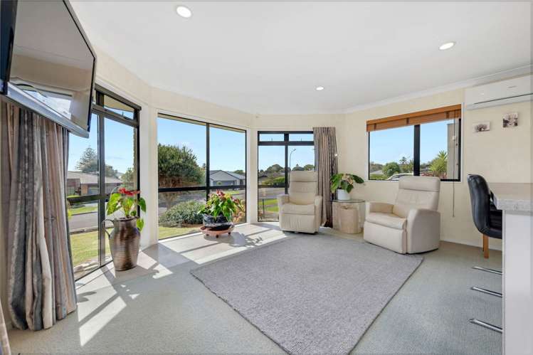 24 Omana Heights Drive Maraetai_9