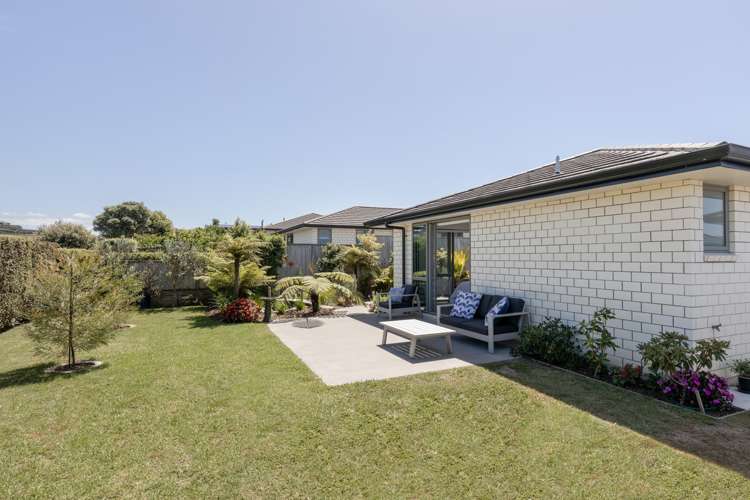 11/4 Greystone Place Omokoroa_16