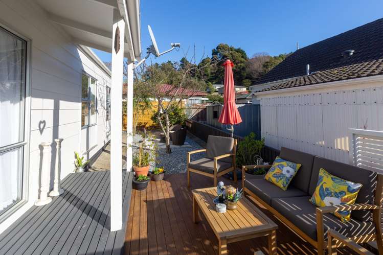 14 Emano Street Toi Toi_2