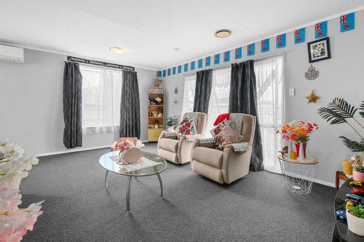 424 Kahikatea Drive Dinsdale_3