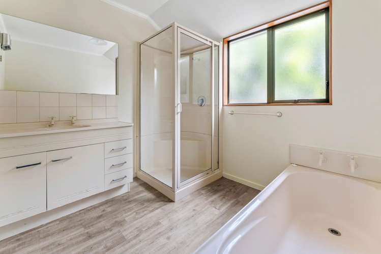 5 Stagg Place Brightwater_16