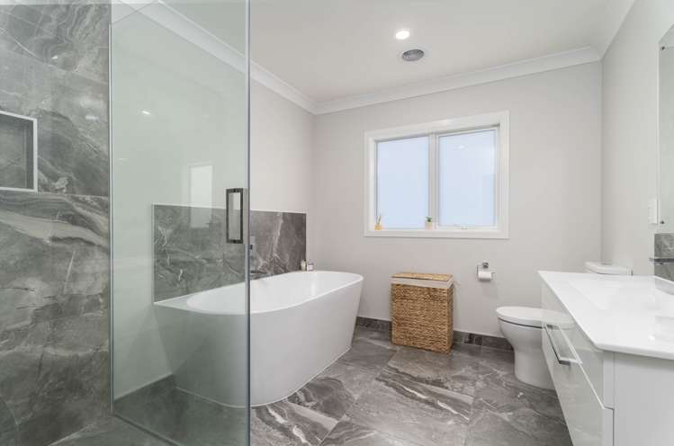 1 Hattersley Grove Churton Park_22