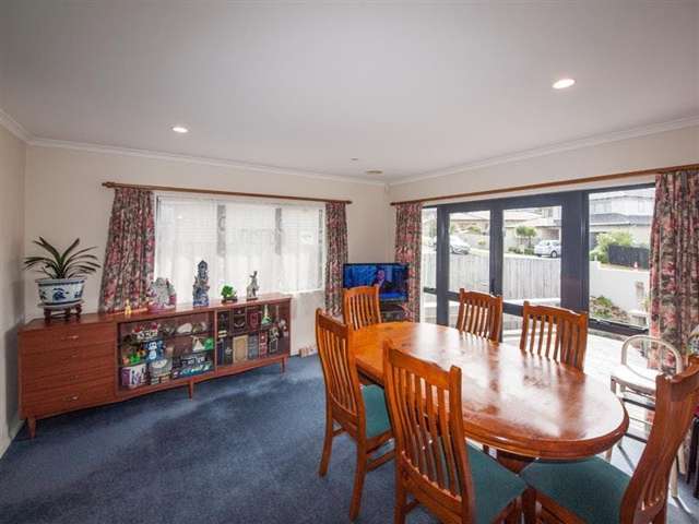 65 Amesbury Drive Churton Park_4