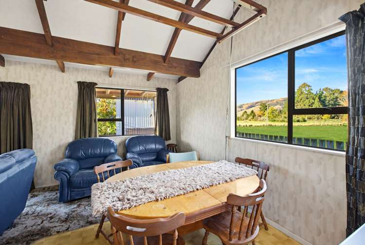 83 Hazeldine Road_5