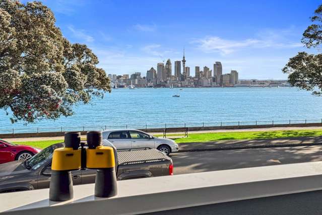 2/22 Queens Parade Devonport_1