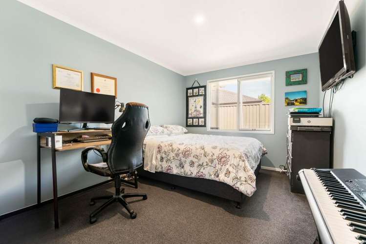 32 Trans Tasman Way Pyes Pa_10