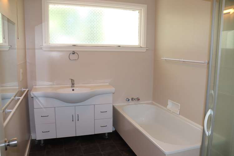 9 Hanrahan Street Allenton_11