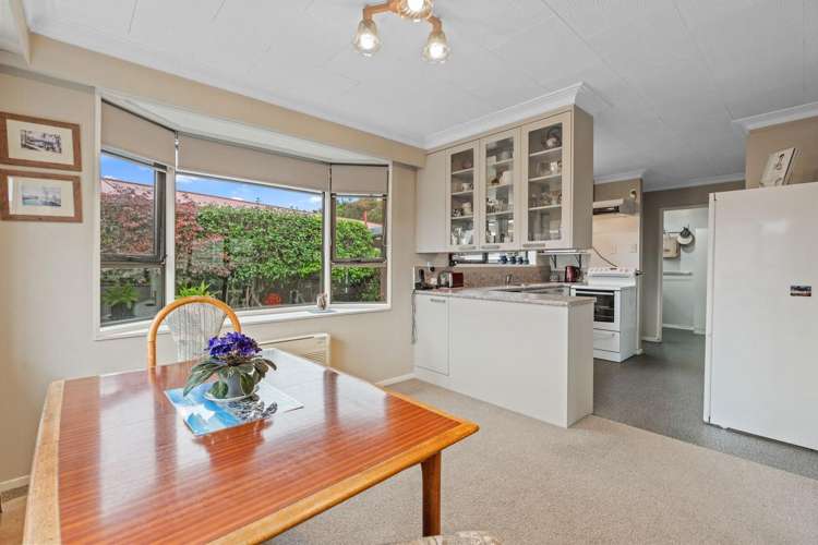 1 Windsor Place Mosgiel_11