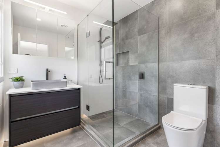 2 Fuselage Lane Takanini_9