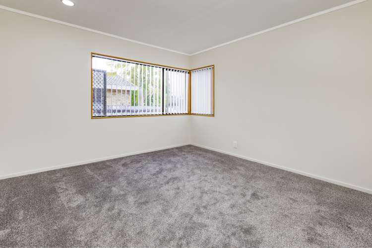 4b Skilgate Avenue New Lynn_9