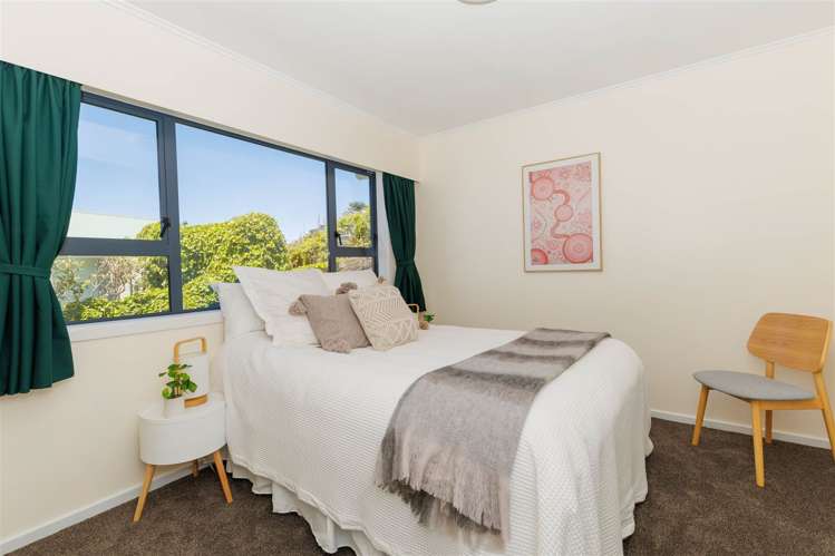 27 Fairburn Grove Johnsonville_9