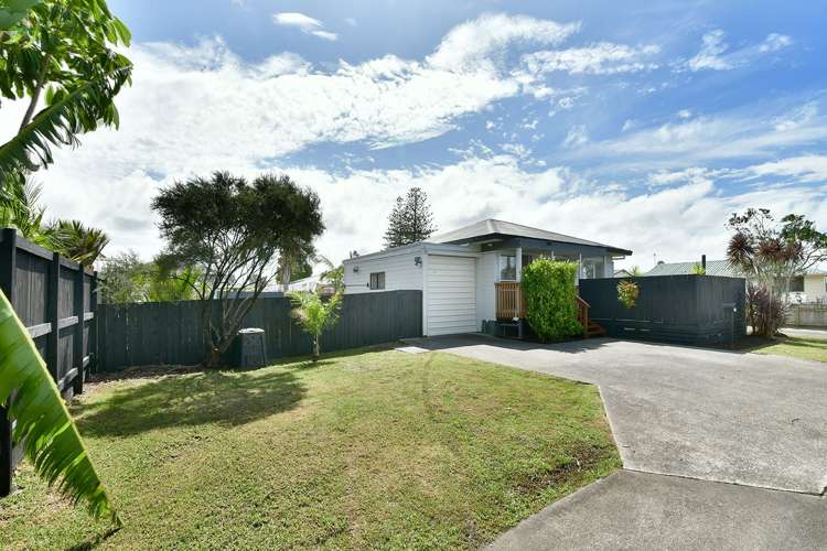33b Springs Road Parakai_27