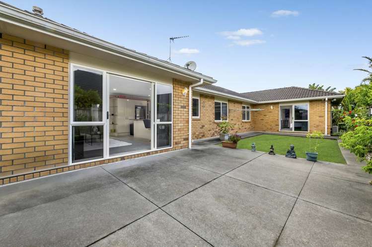 1 Stornaway Drive Flat Bush_18