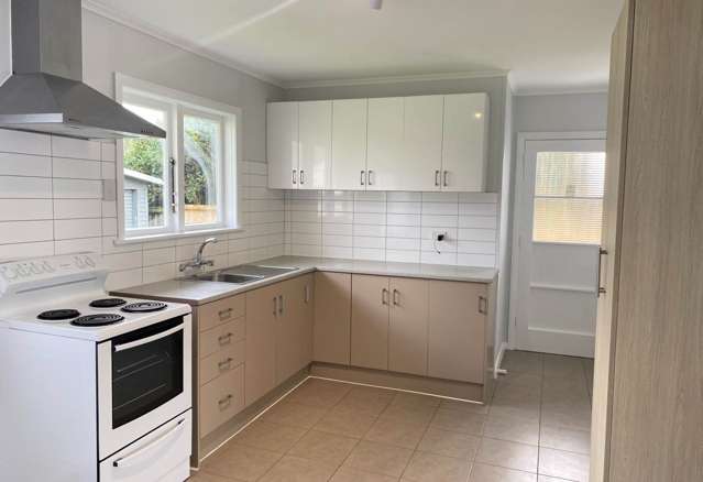 13 Sutton Crescent Papakura_2