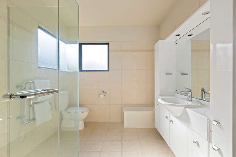 6 Chelverton Terrace Red Beach_14