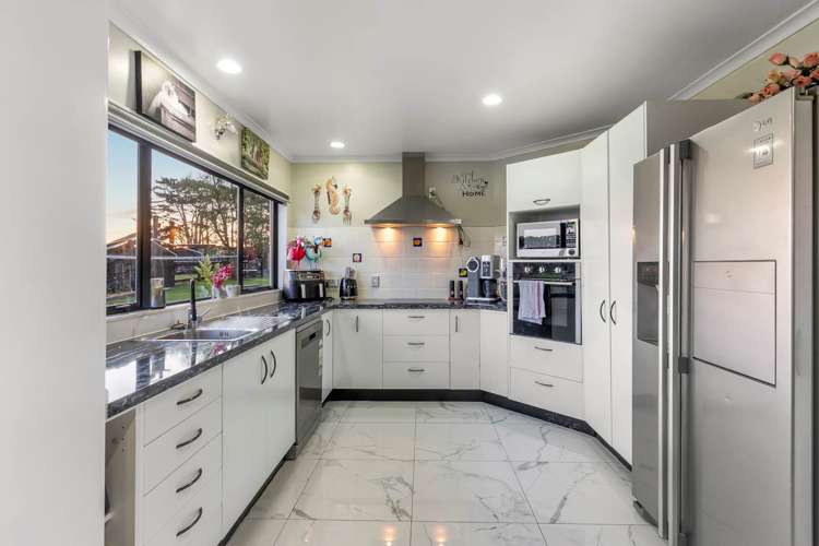 96 Westhead Road Waiuku_12