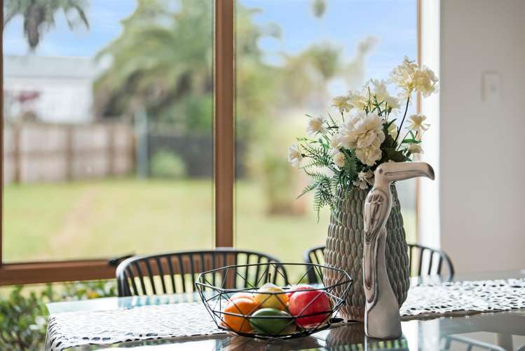 44 Miltonia Avenue Te Atatu South_14