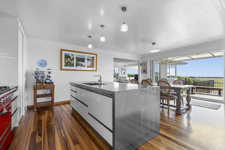 255 Kaihihi Road Okato_3