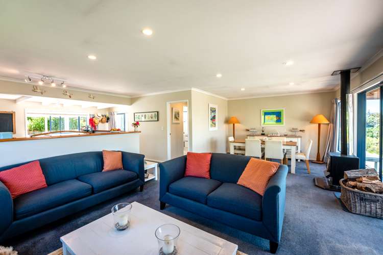 18 Marama Avenue Surfdale_8