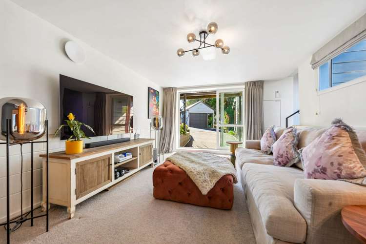 15 Blacks Road Greenhithe_18