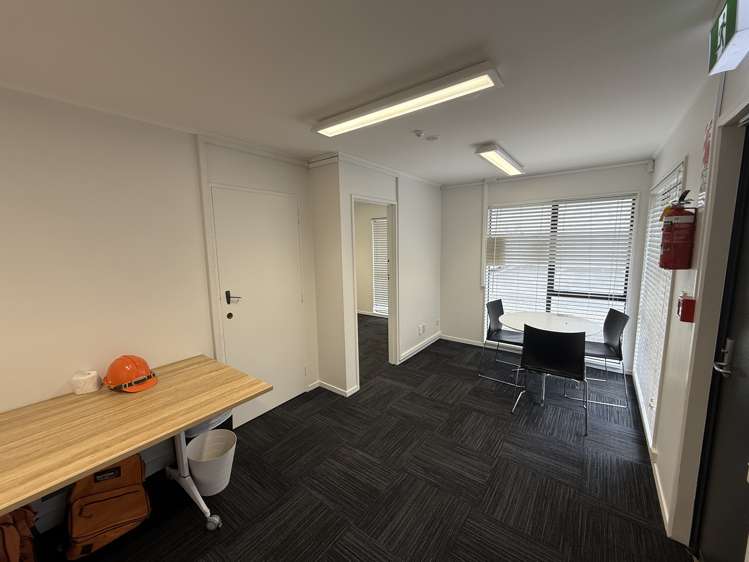 3/6 Kellow Place Wiri_1