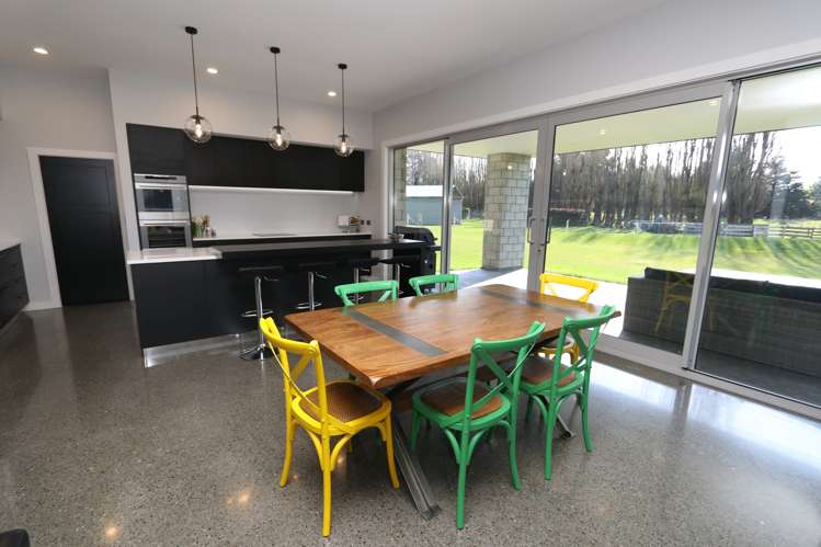 149 Smithfield Road Elgin_4