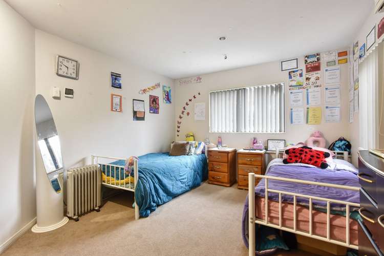 82 Eugenia Rise Totara Heights_15