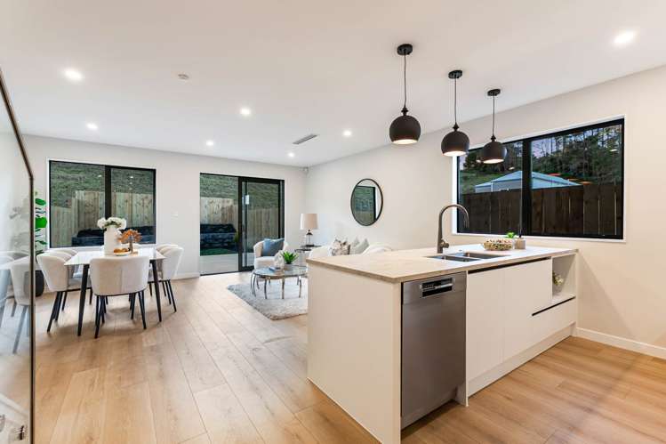 56 Ara Taha Crescent Orewa_9