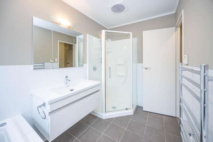 9 Cromwell Drive Fitzroy_10