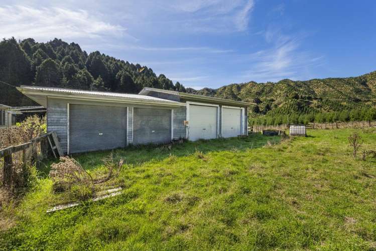 2560 Rawhitiroa Road Eltham_32