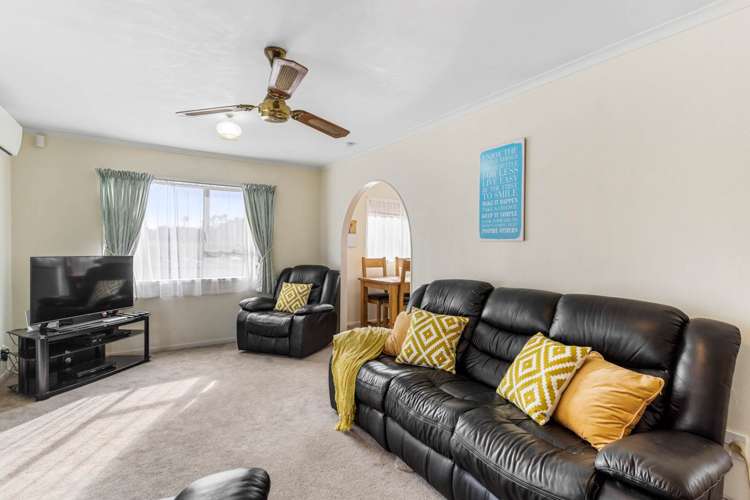 2/36 Pukeroa Place Papakura_2