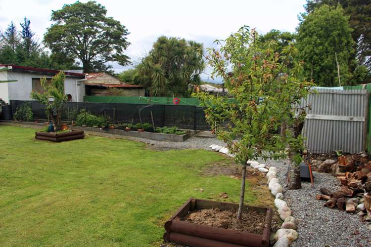 22 Denston Street Blackball_13