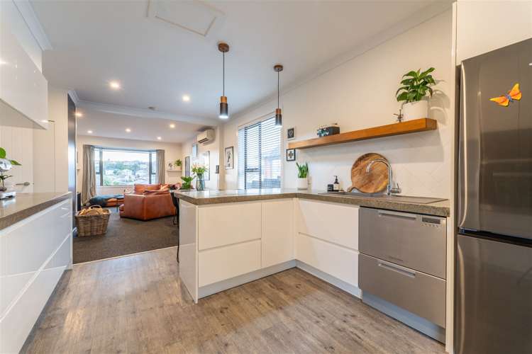 24 Grasmere Street Waimataitai_2