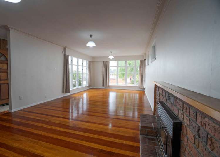 85 Titirangi Road New Lynn_1