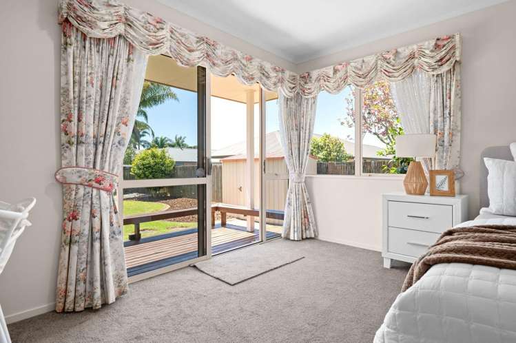 22 Cairns Crescent Rototuna_13