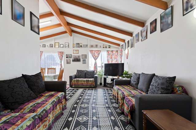 7 Chisholm Place Mangere East_3